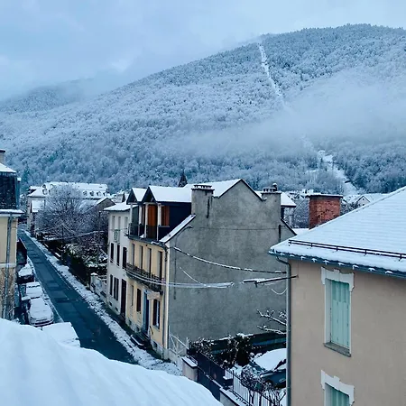 Maison Familiale Renovee Avec Jardin Bagnères-de-Luchon